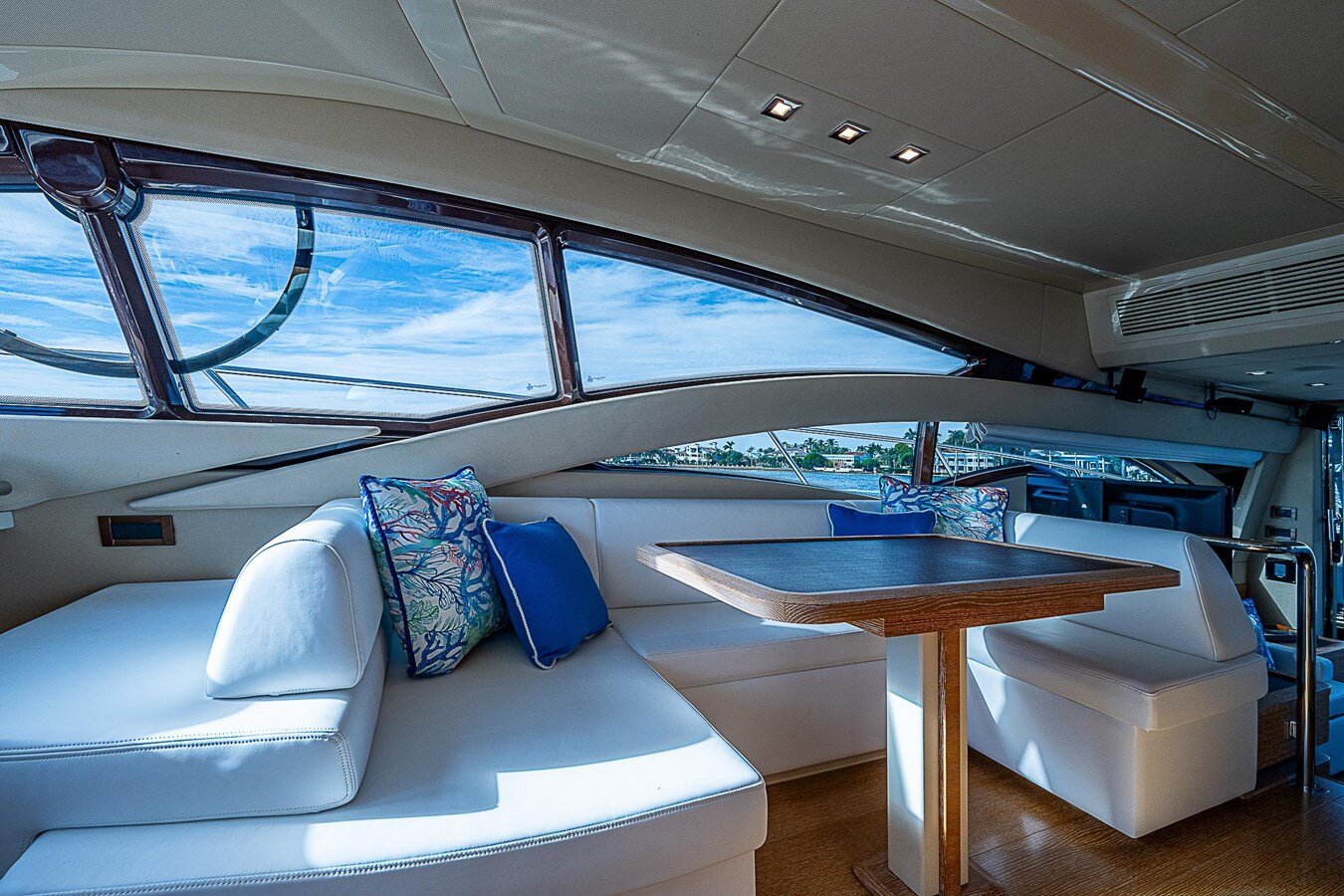 2014-azimut-yachts-60-1-0b8966
