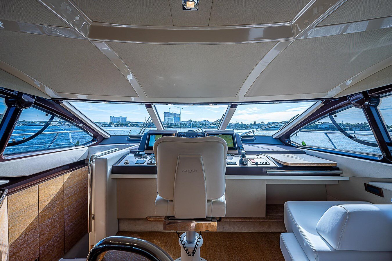 2014-azimut-yachts-60-1-0b8966