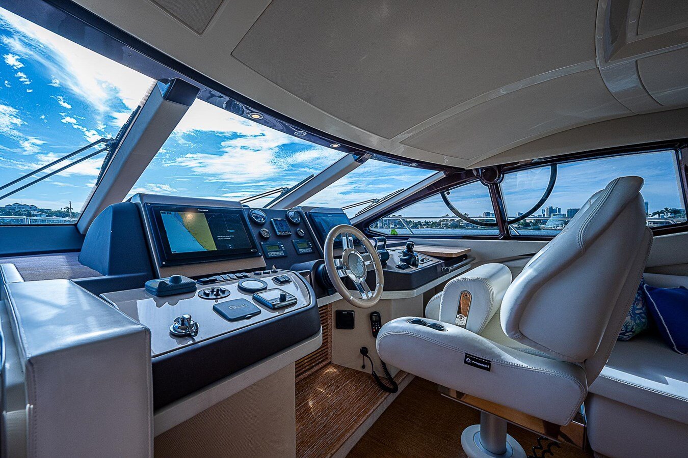 2014-azimut-yachts-60-1-0b8966