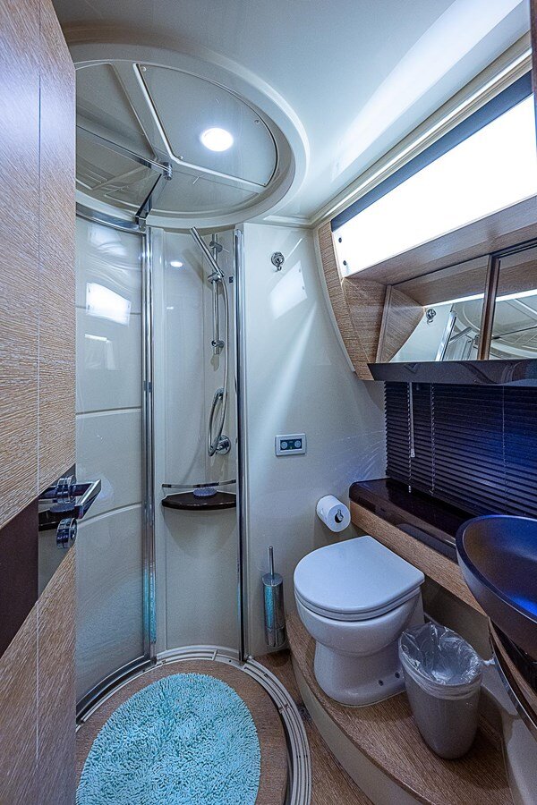 2014-azimut-yachts-60-1-0b8966