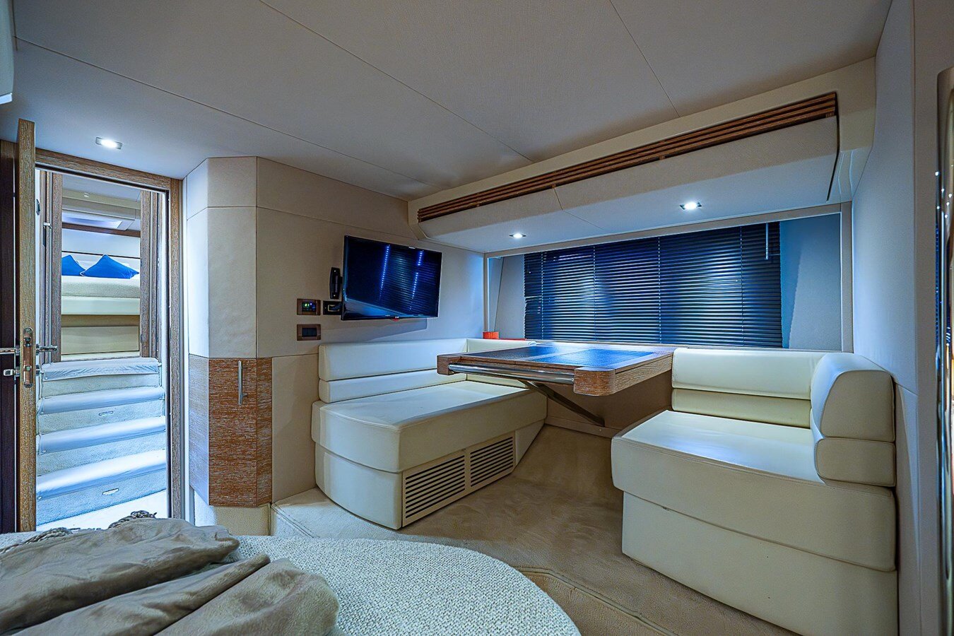 2014-azimut-yachts-60-1-0b8966