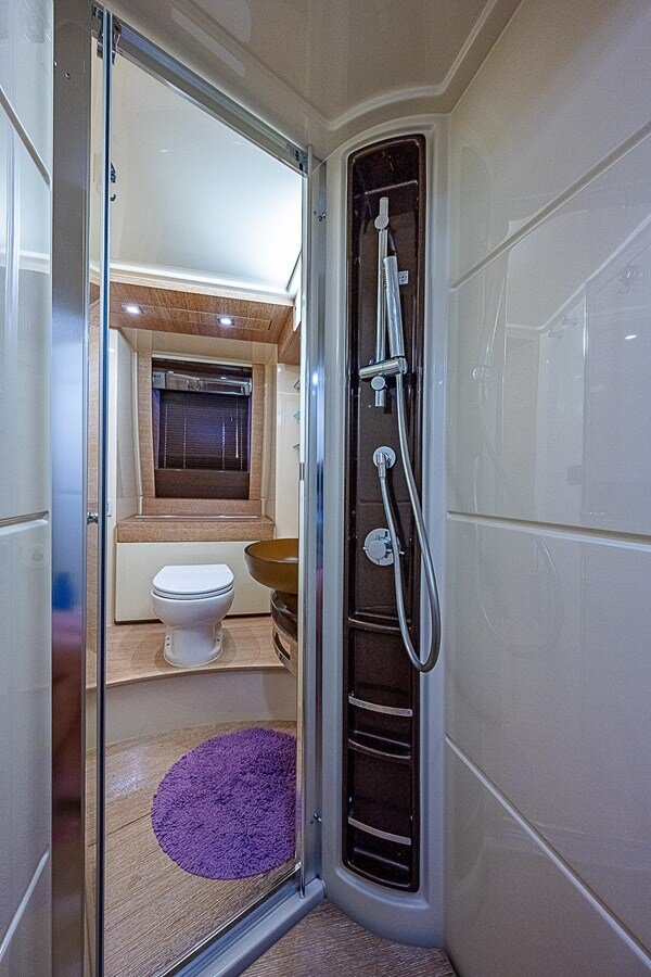 2014-azimut-yachts-60-1-0b8966