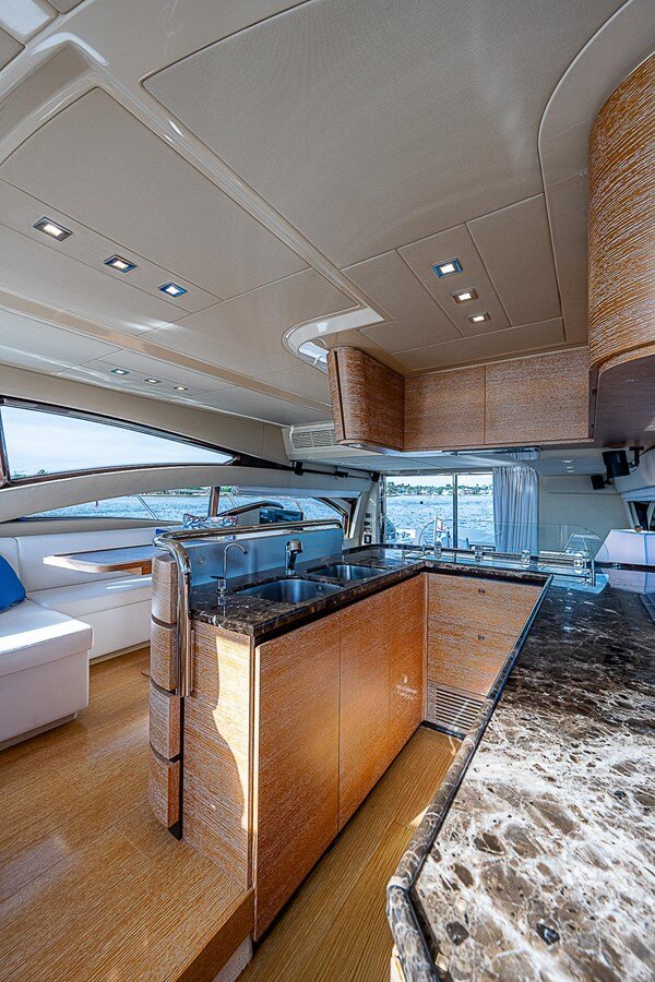 2014-azimut-yachts-60-1-0b8966