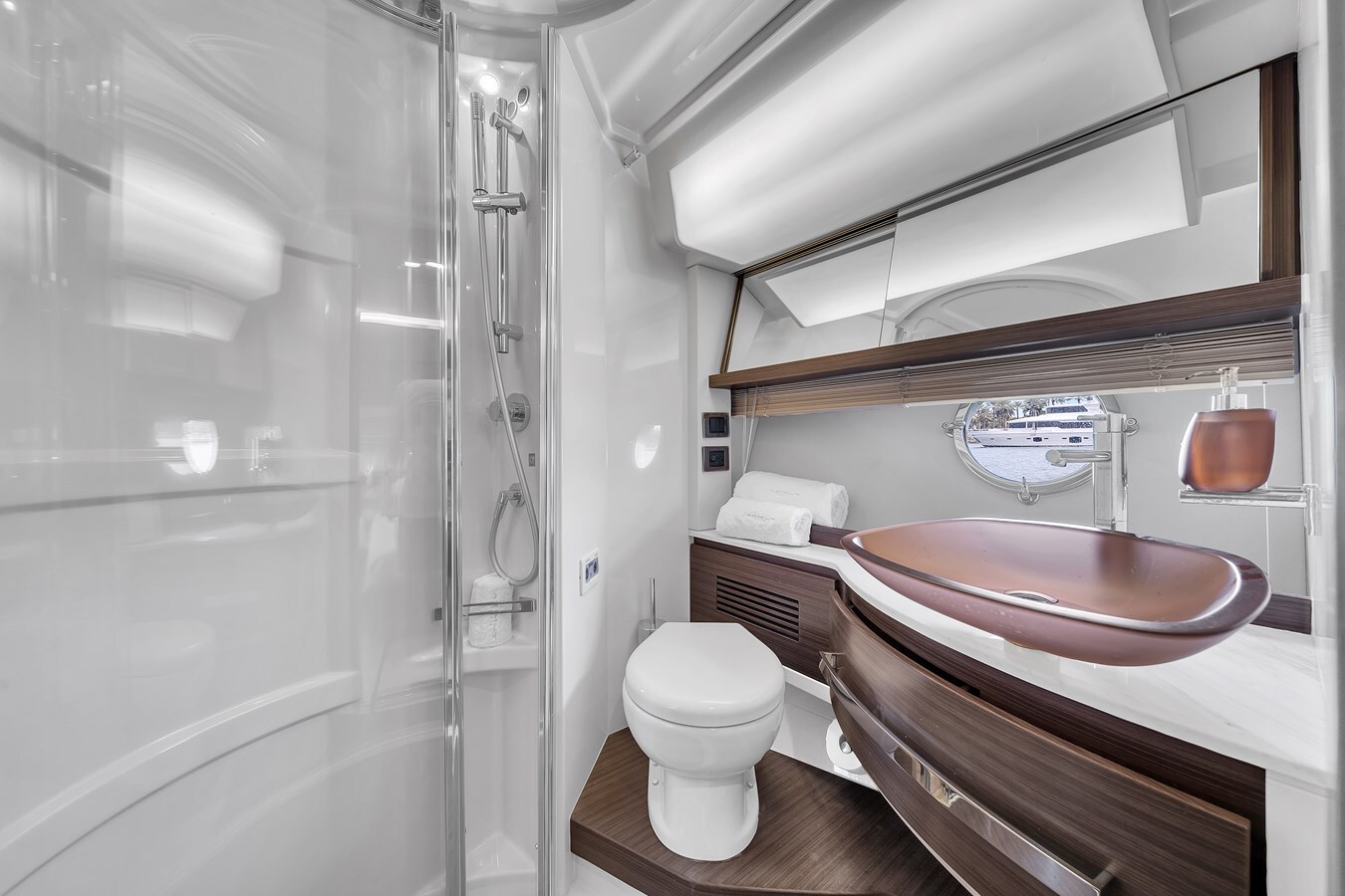 2014-azimut-yachts-64-1-7ea73d