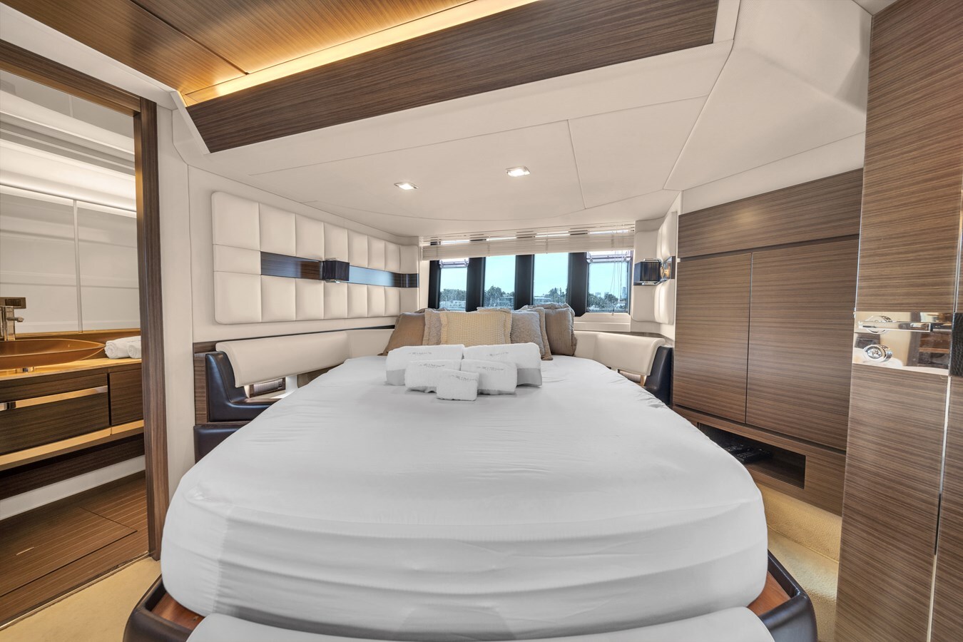 2014-azimut-yachts-64-1-7ea73d