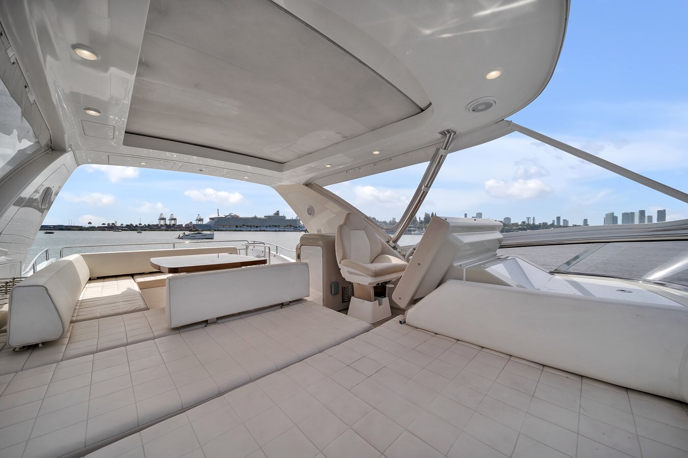 2014-azimut-yachts-64-1-7ea73d