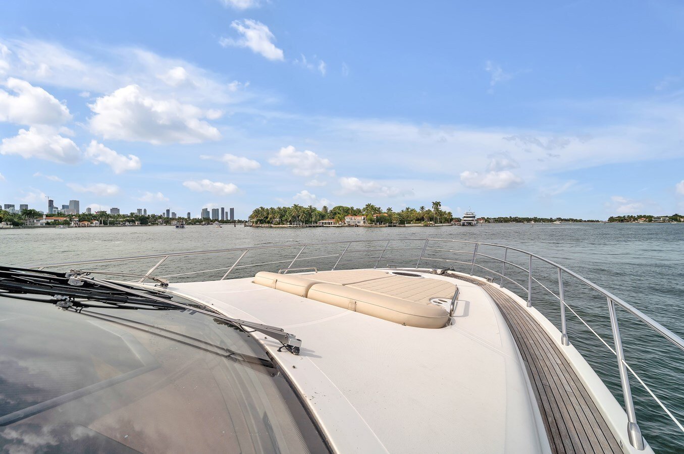 2014-azimut-yachts-64-1-7ea73d