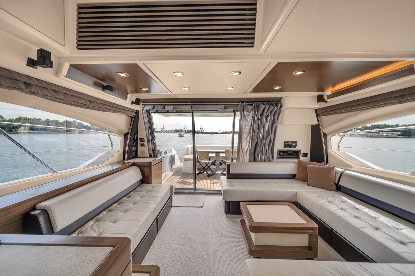 2014-azimut-yachts-64-1-7ea73d