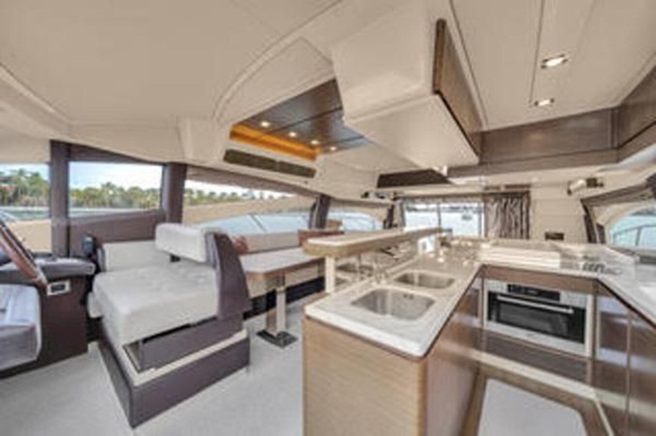 2014-azimut-yachts-66-1-f2c209