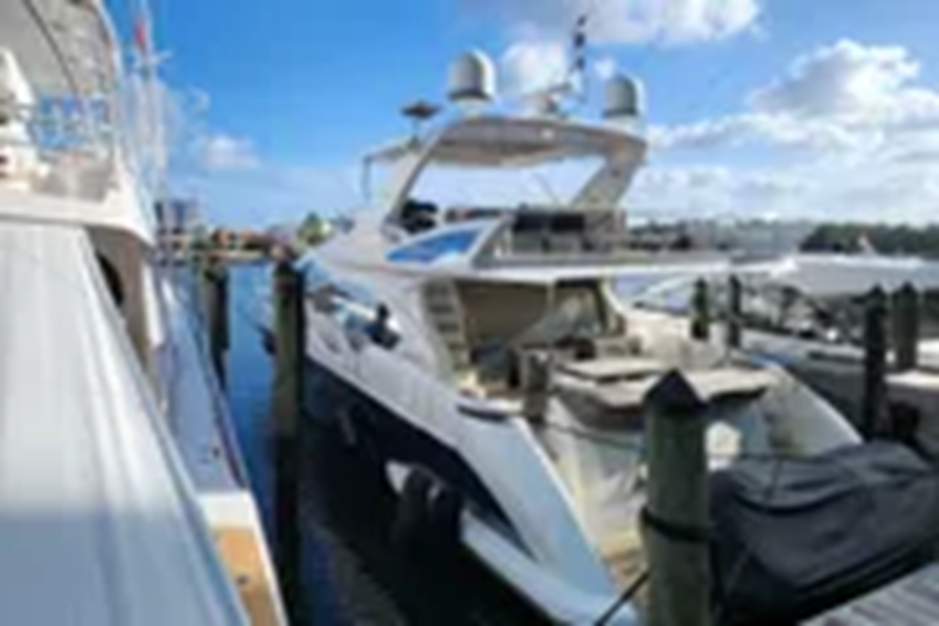 2014-azimut-yachts-70-11-028d3a