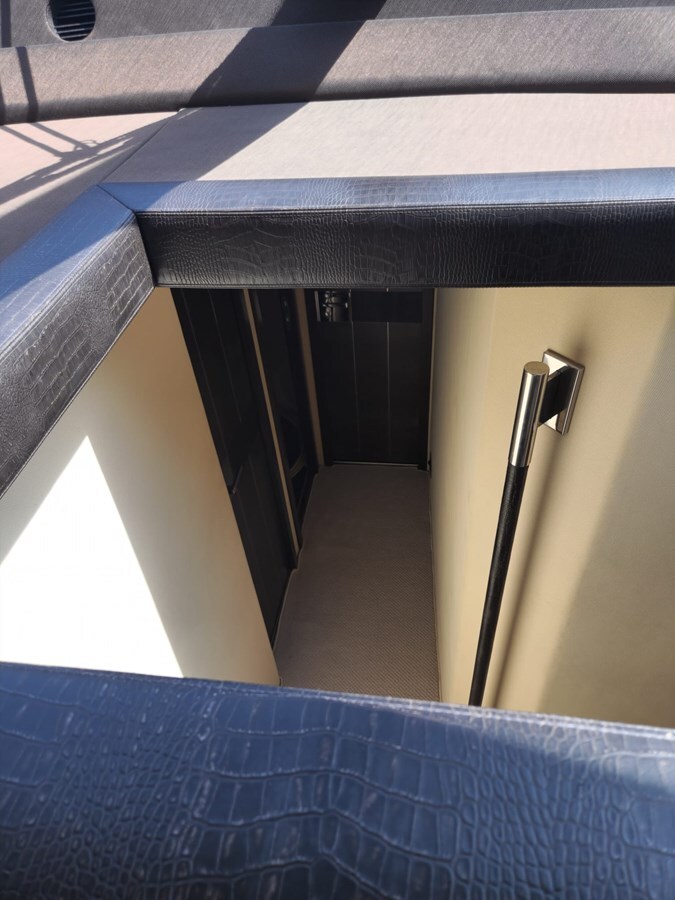 2014-azimut-yachts-70-11-028d3a