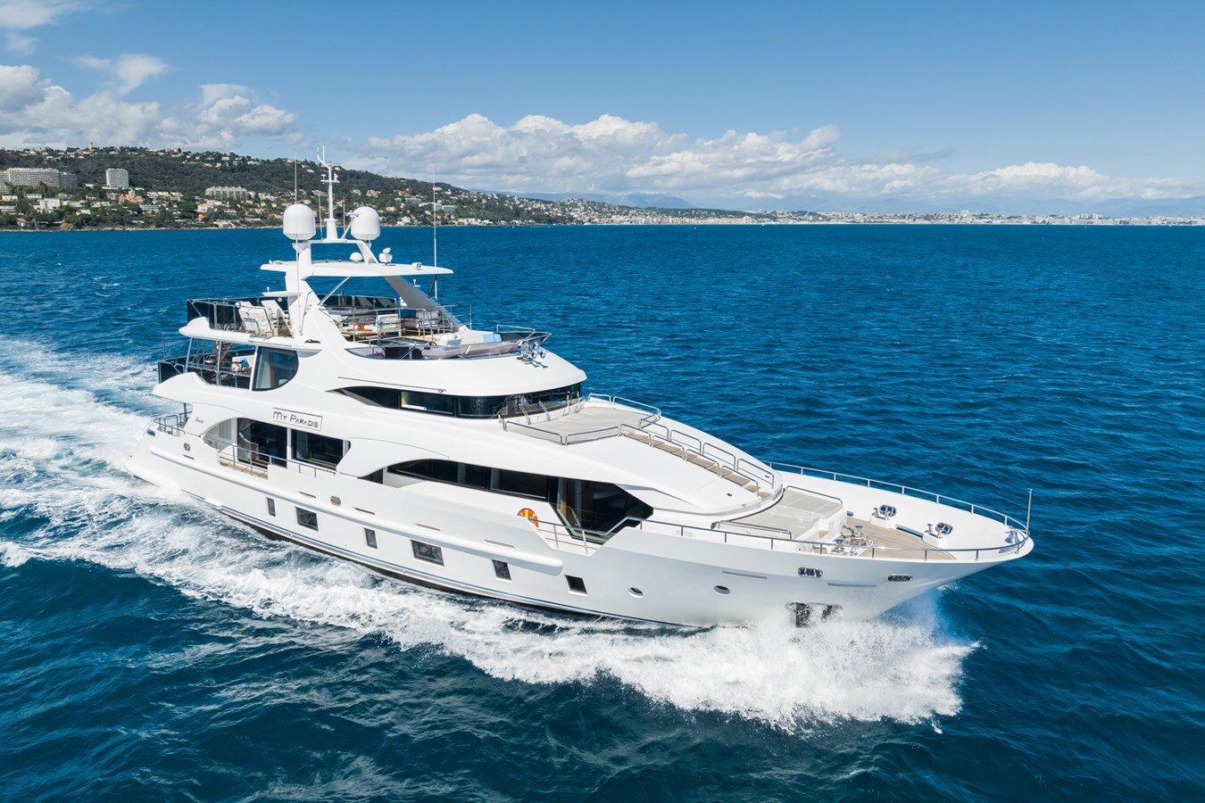 2014-benetti-108-3-ac3335