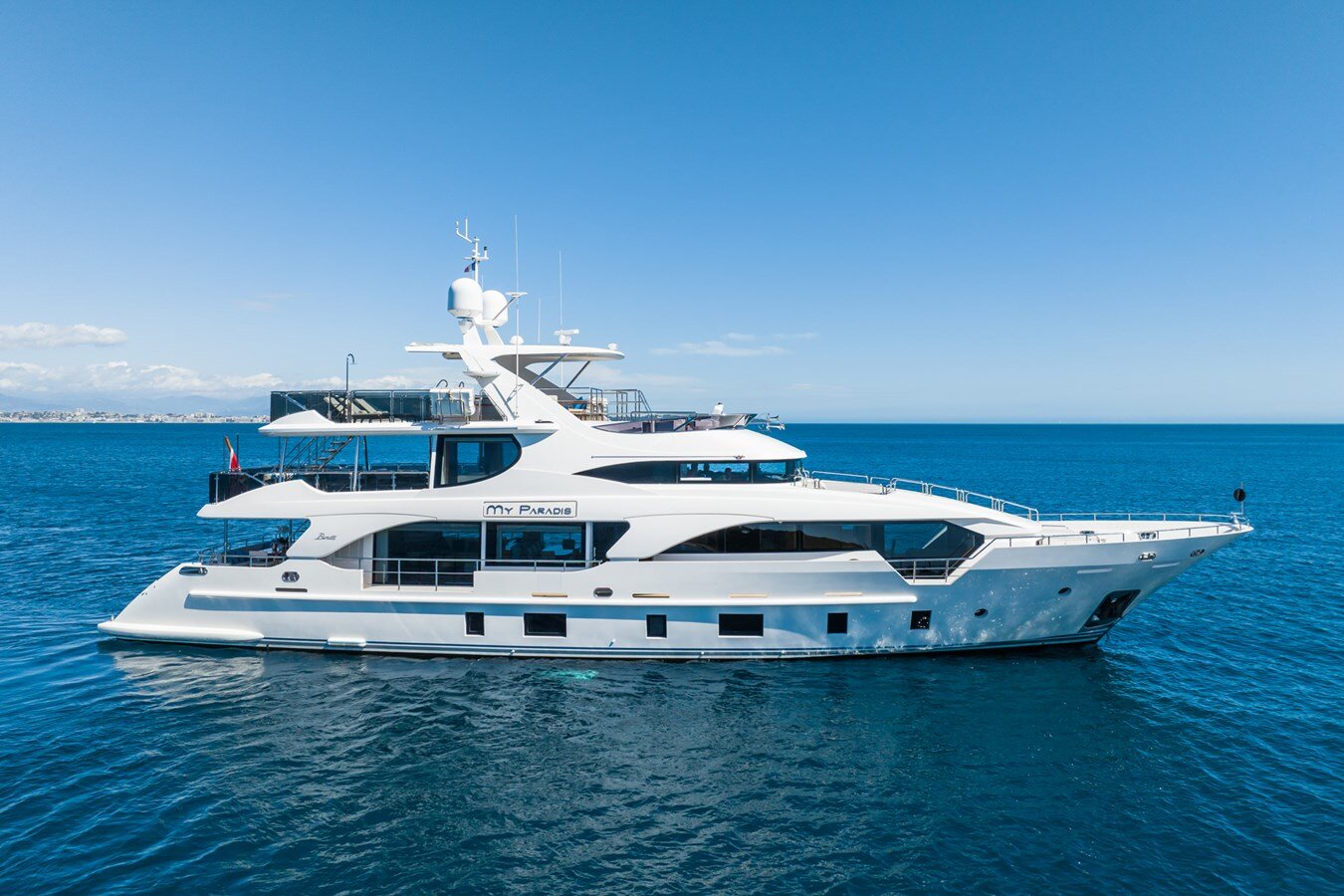 2014-benetti-108-3-ac3335