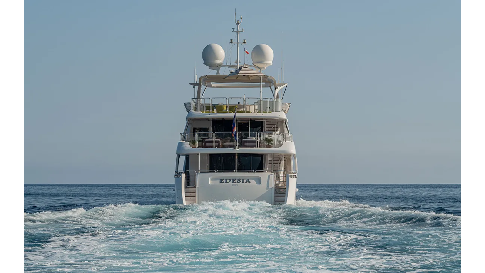 2014-benetti-121-5-1f1746