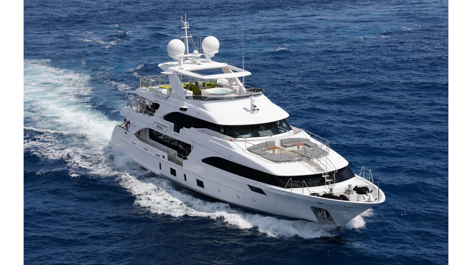 2014-benetti-121-5-1f1746