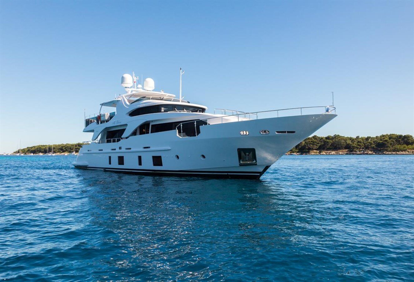 2014-benetti-92-11-0ffa6a