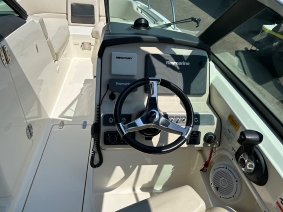 2014-boston-whaler-23-2-9d0d01