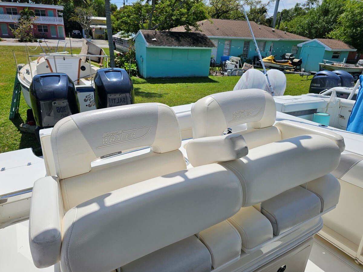 2014-boston-whaler-28-1-e6a4c7