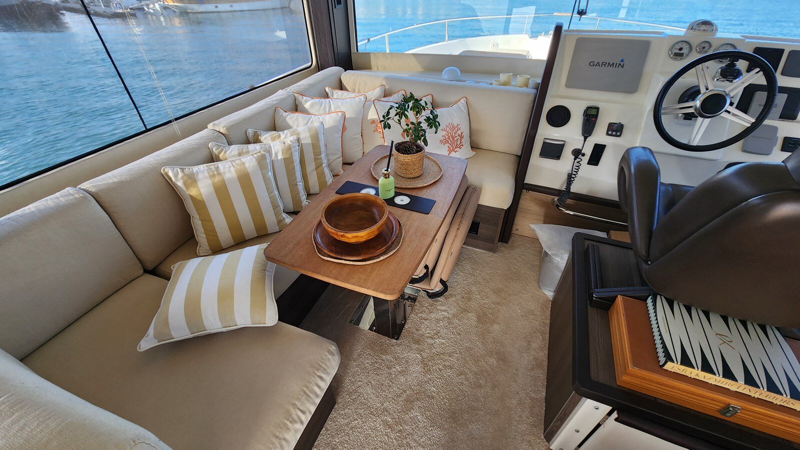 2014-cranchi-53-2-58ed45