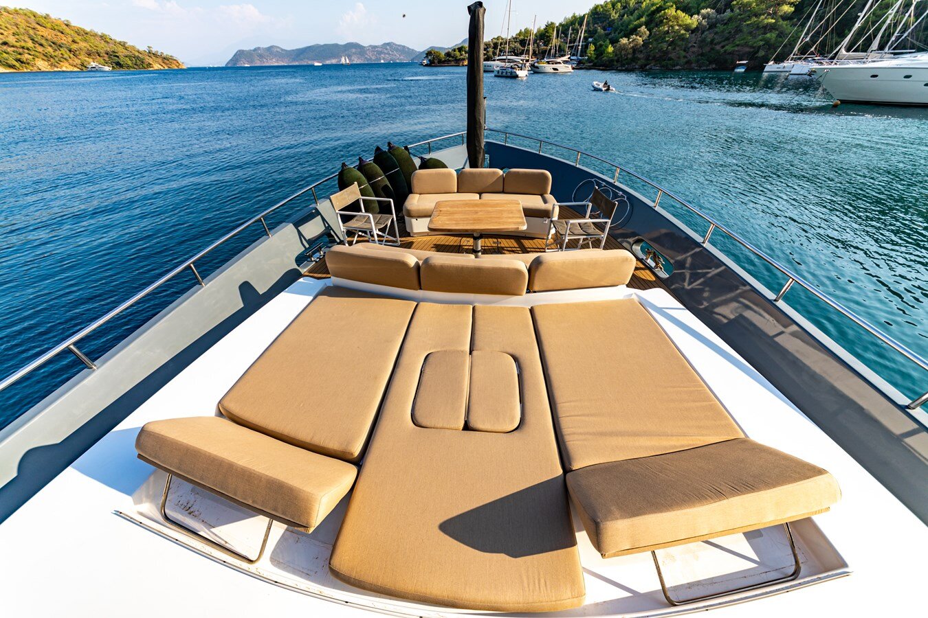 2014-custom-steel-yachts-84-ddf656