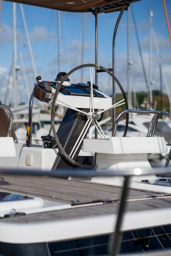 2014-discovery-57-3-7c2856