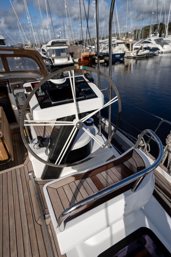 2014-discovery-57-3-7c2856