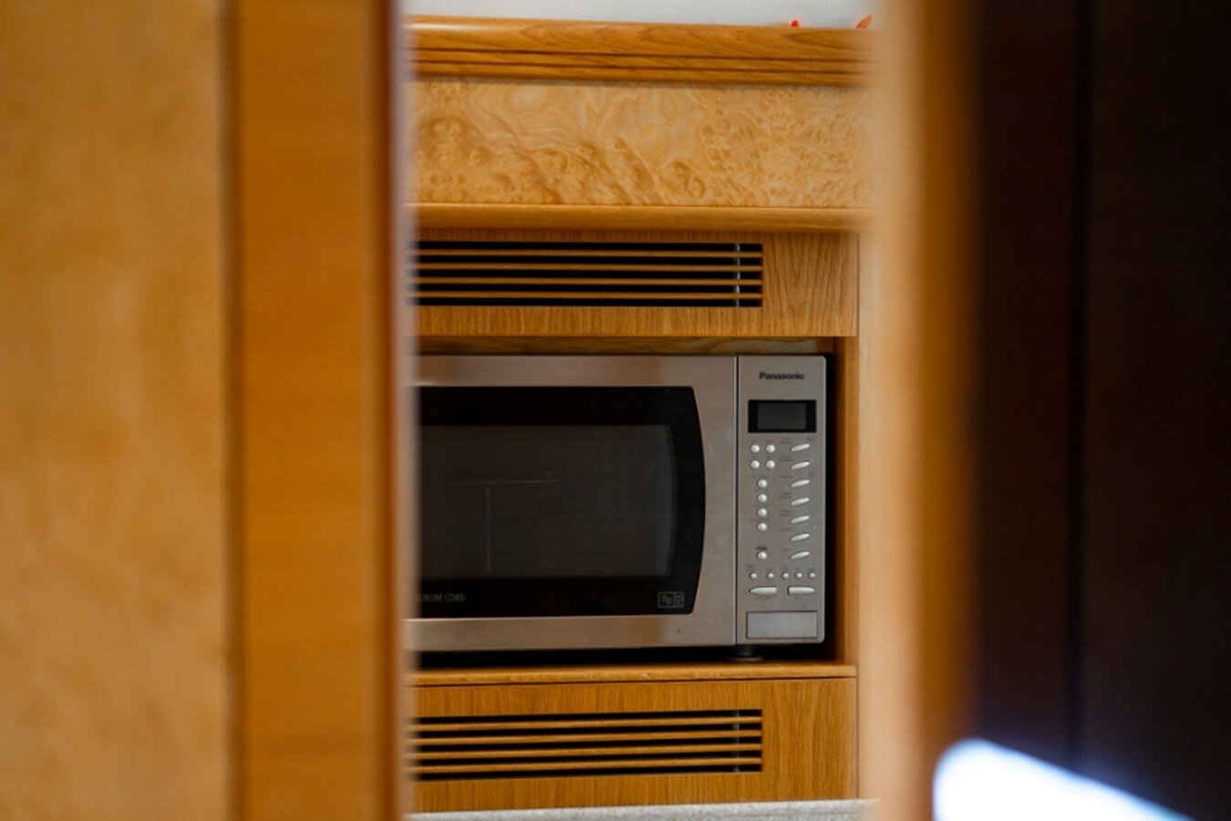 2014-discovery-57-3-7c2856