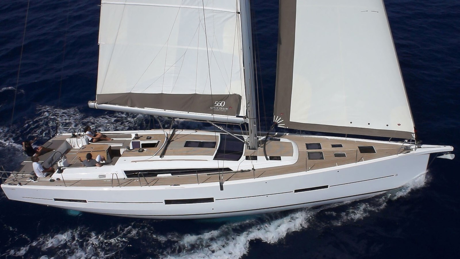 2014 DUFOUR YACHTS 56' 4