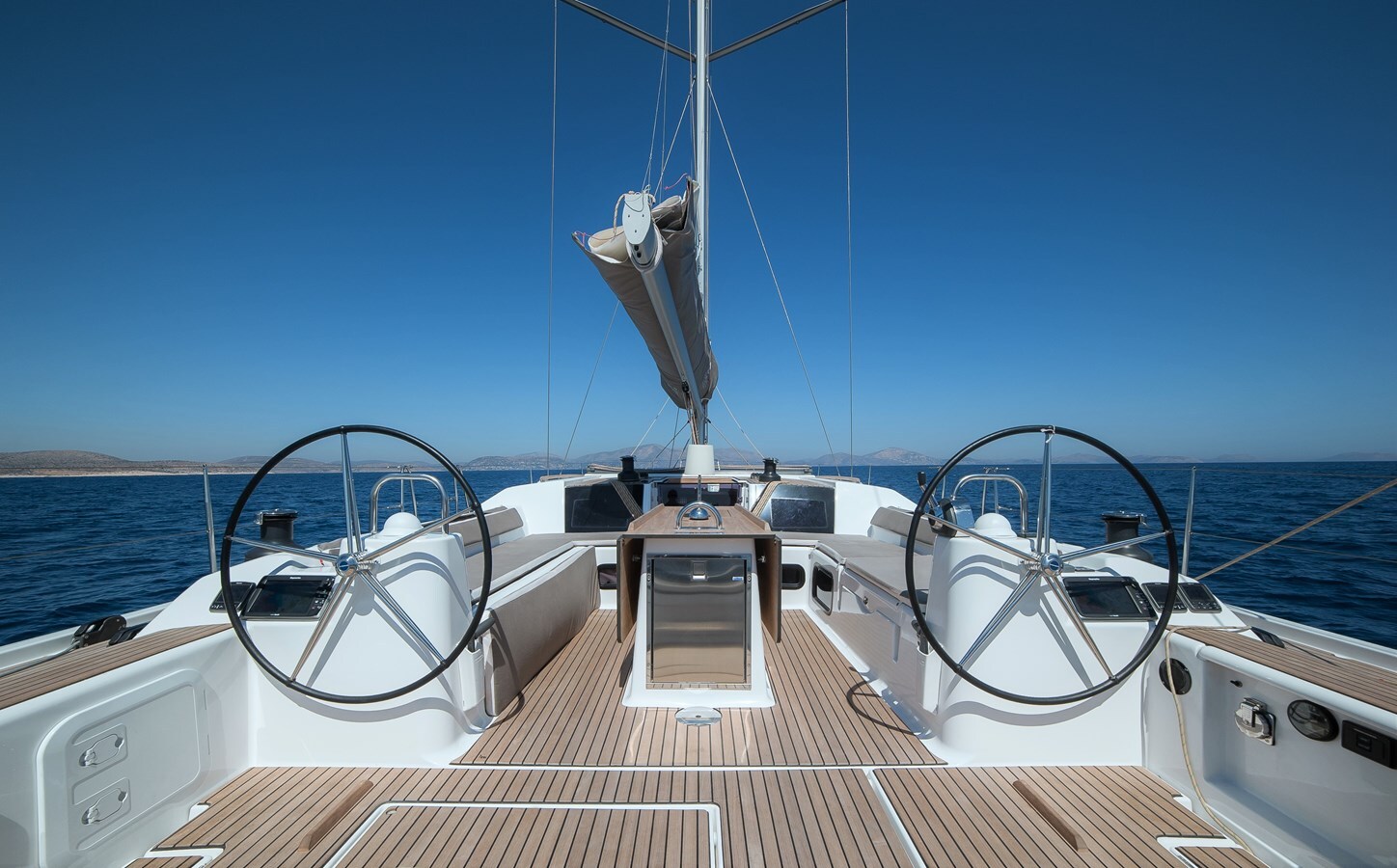 2014 DUFOUR YACHTS 56' 4
