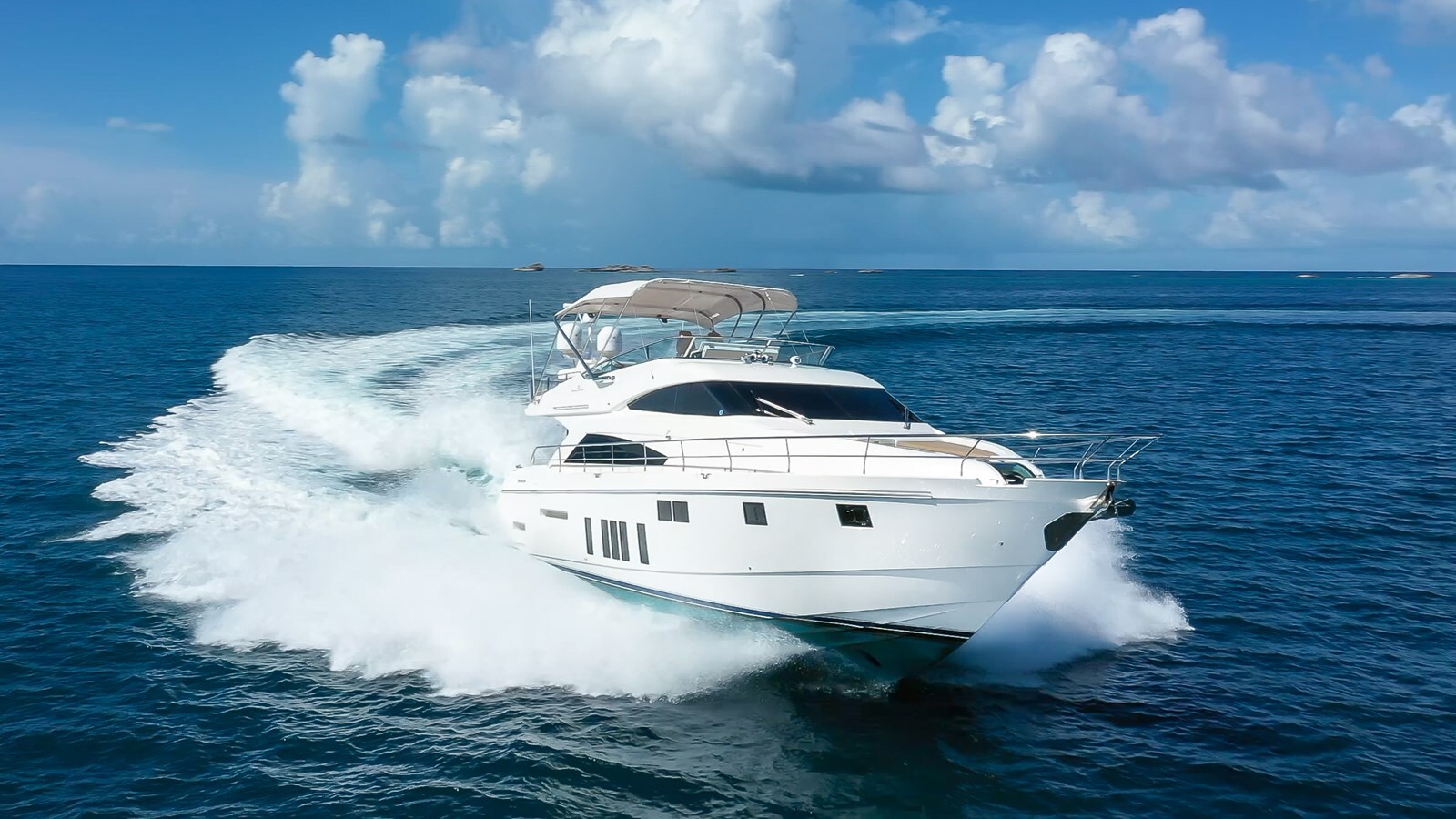 2014-fairline-65-510cde