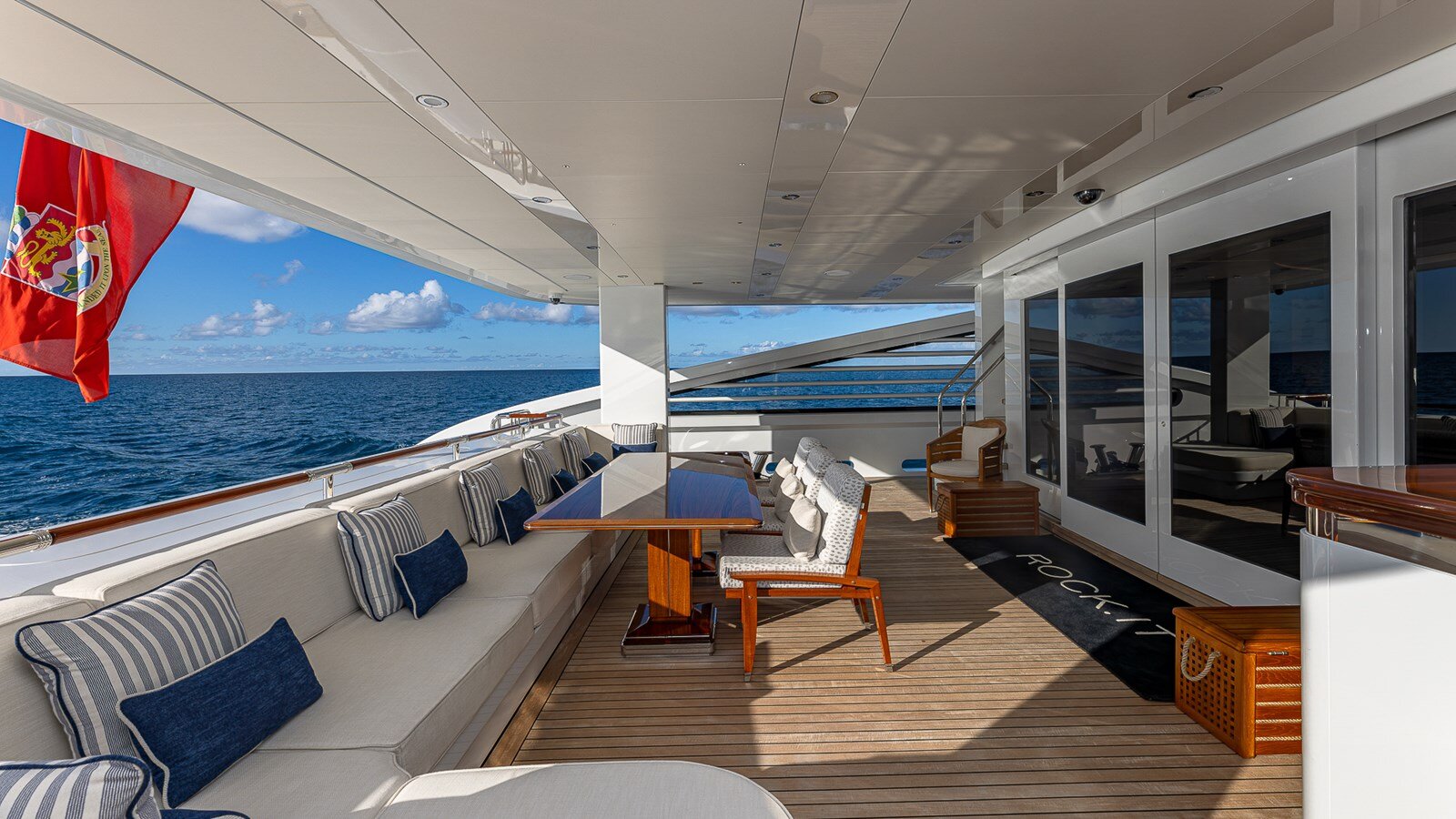 2014 FEADSHIP 197' 1