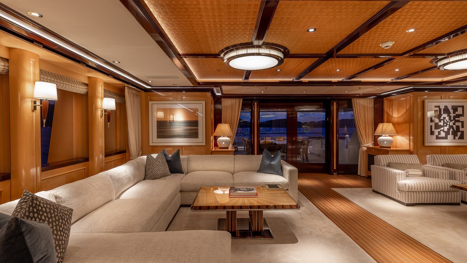 2014 FEADSHIP 197' 1