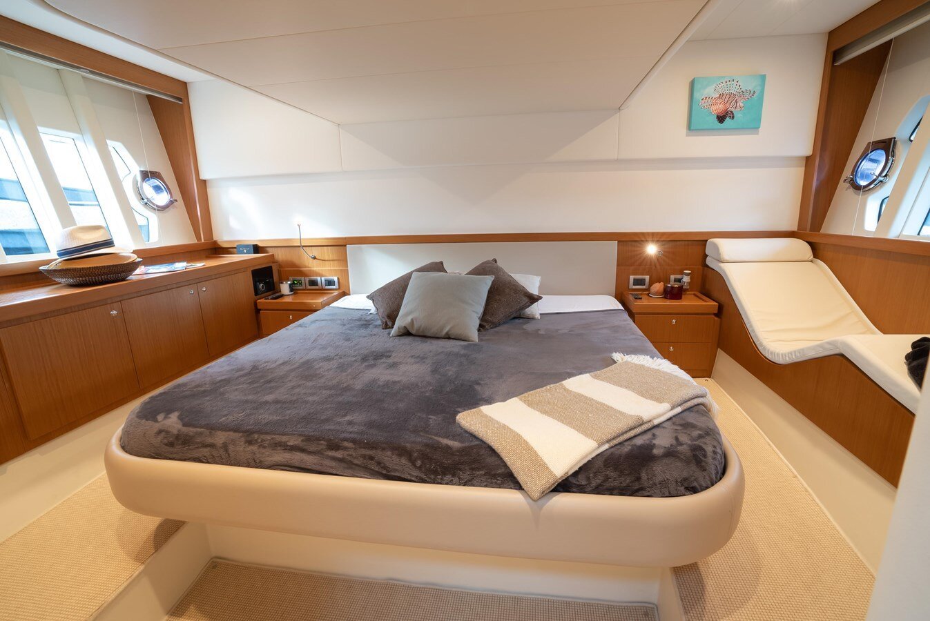 2014-ferretti-yachts-53-7499b2