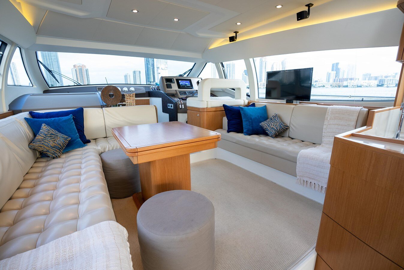 2014-ferretti-yachts-53-7499b2