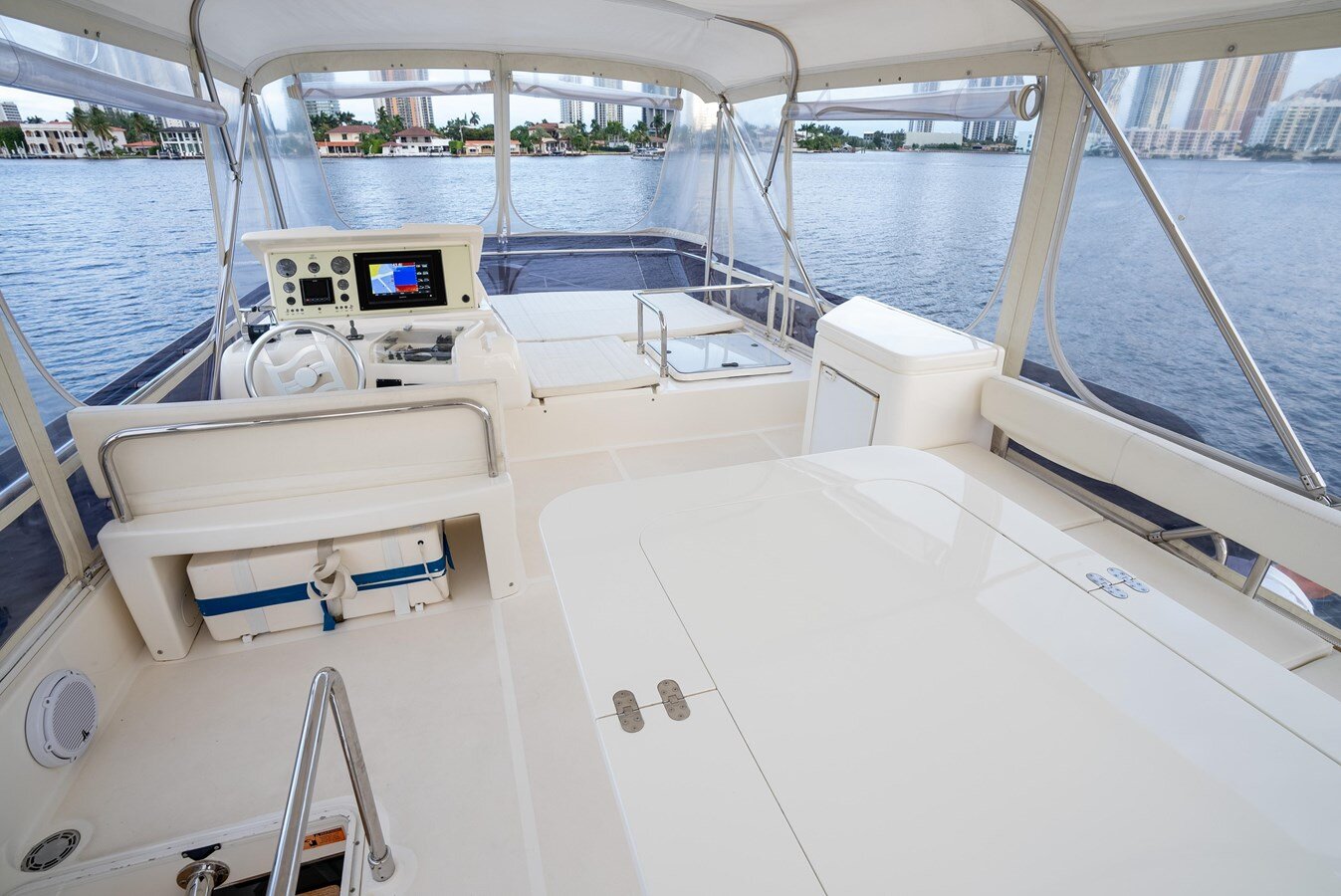 2014-ferretti-yachts-53-7499b2