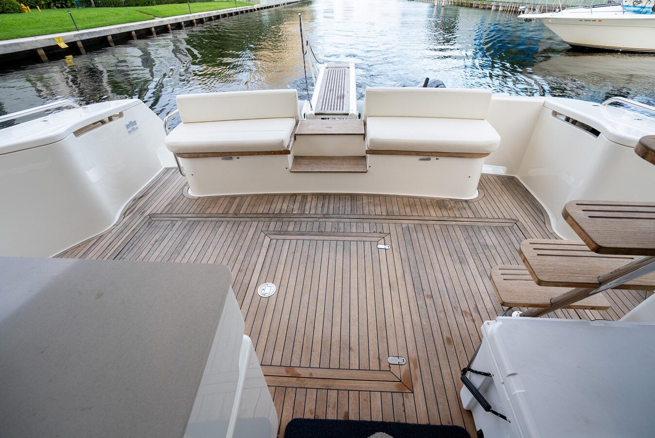 2014-ferretti-yachts-53-7499b2