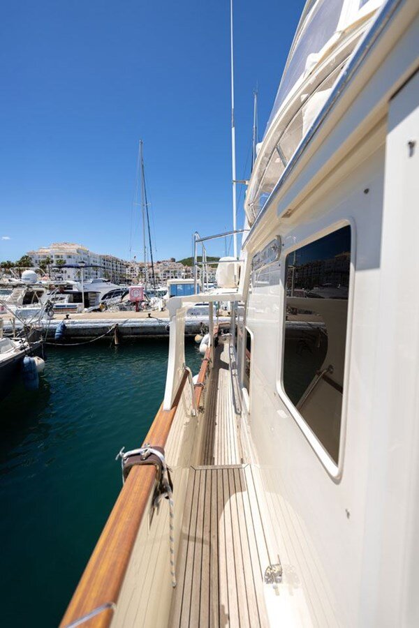 2014-fleming-yachts-65-3-28ae21