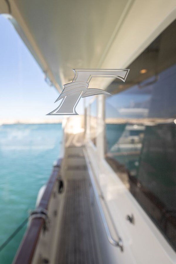 2014-fleming-yachts-65-3-28ae21