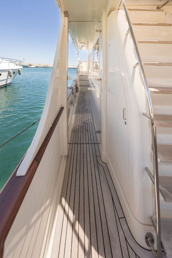 2014-fleming-yachts-65-3-28ae21