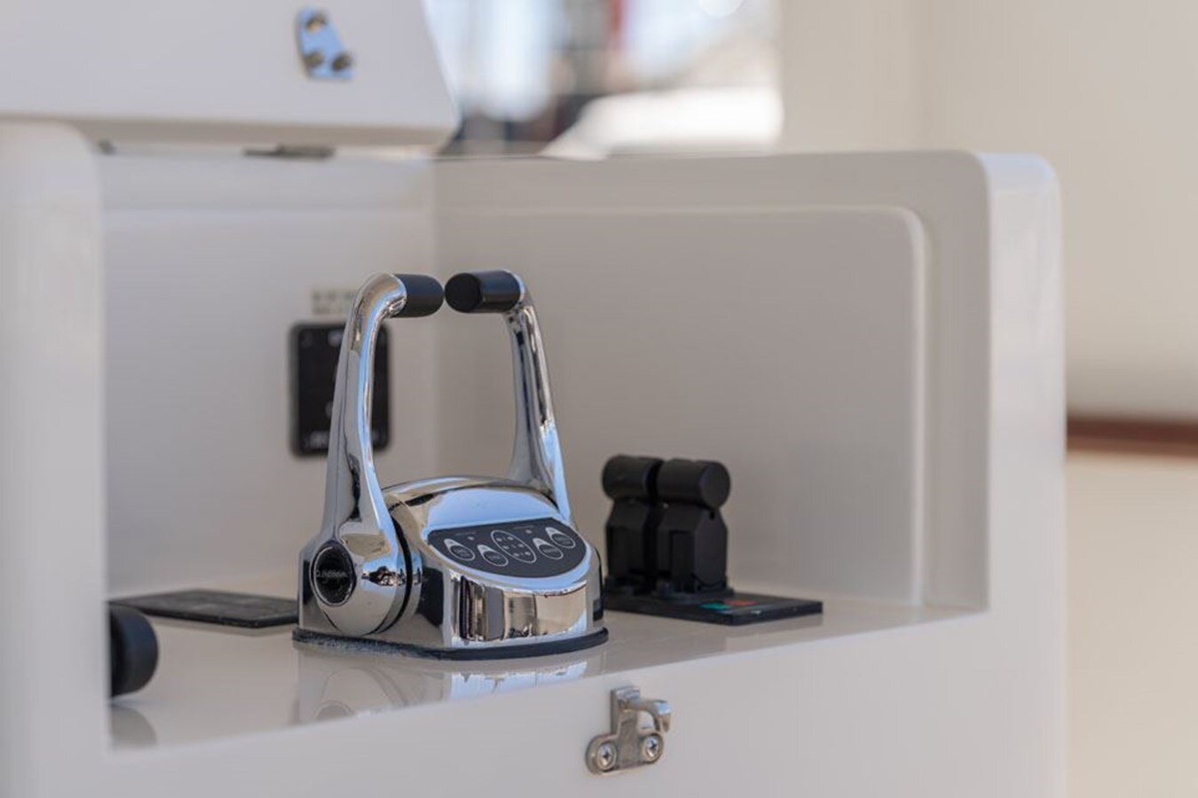 2014-fleming-yachts-65-3-28ae21