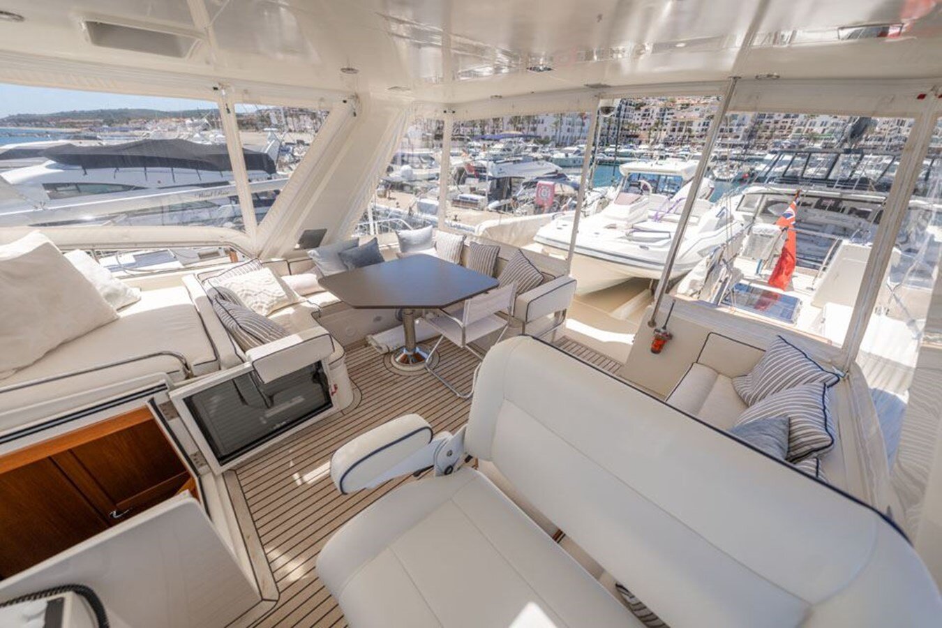 2014-fleming-yachts-65-3-28ae21