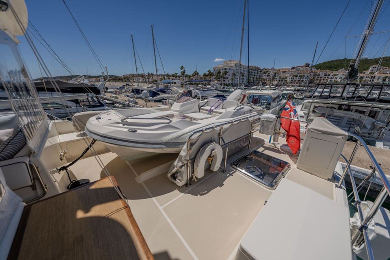 2014-fleming-yachts-65-3-28ae21