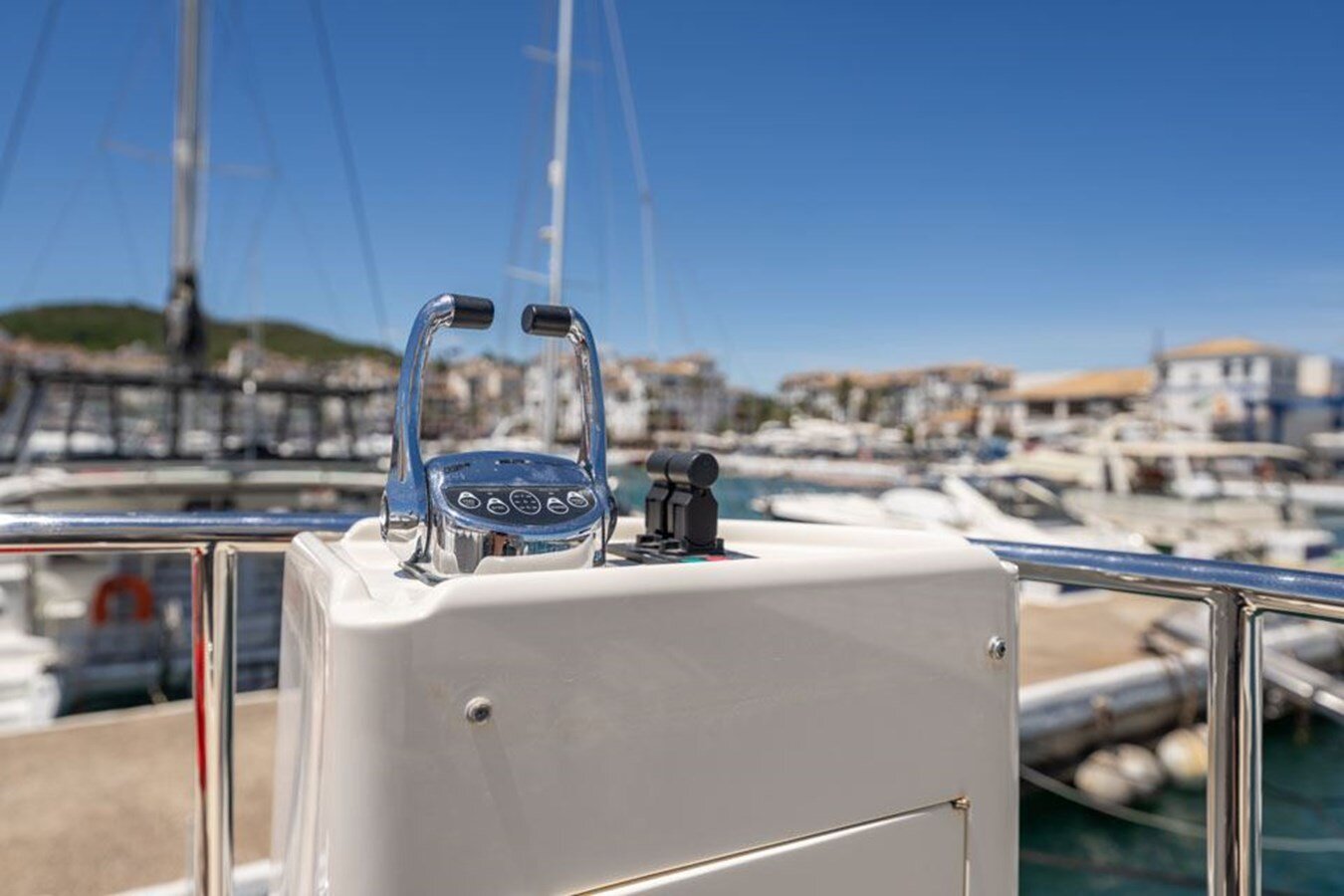 2014-fleming-yachts-65-3-28ae21