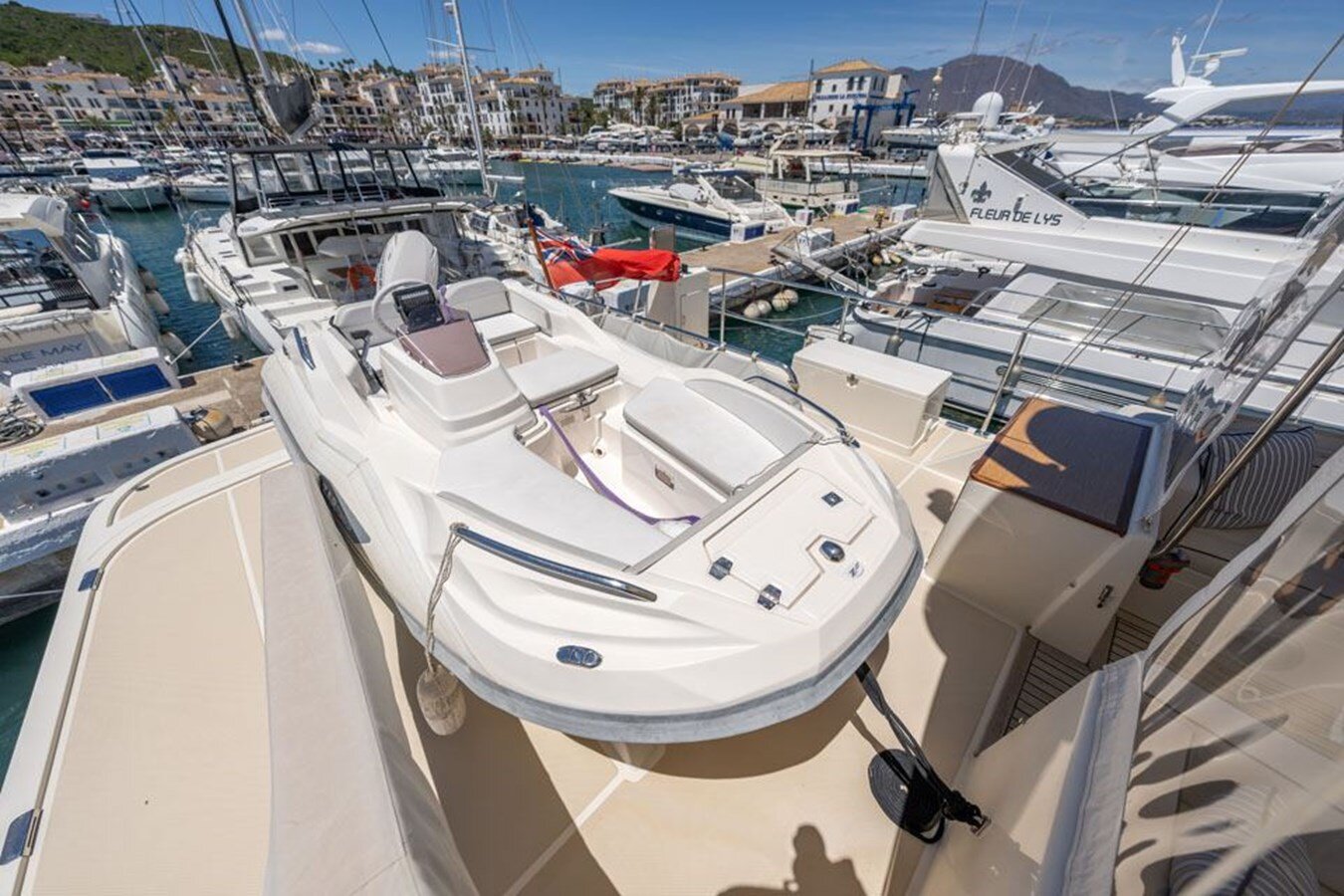 2014-fleming-yachts-65-3-28ae21