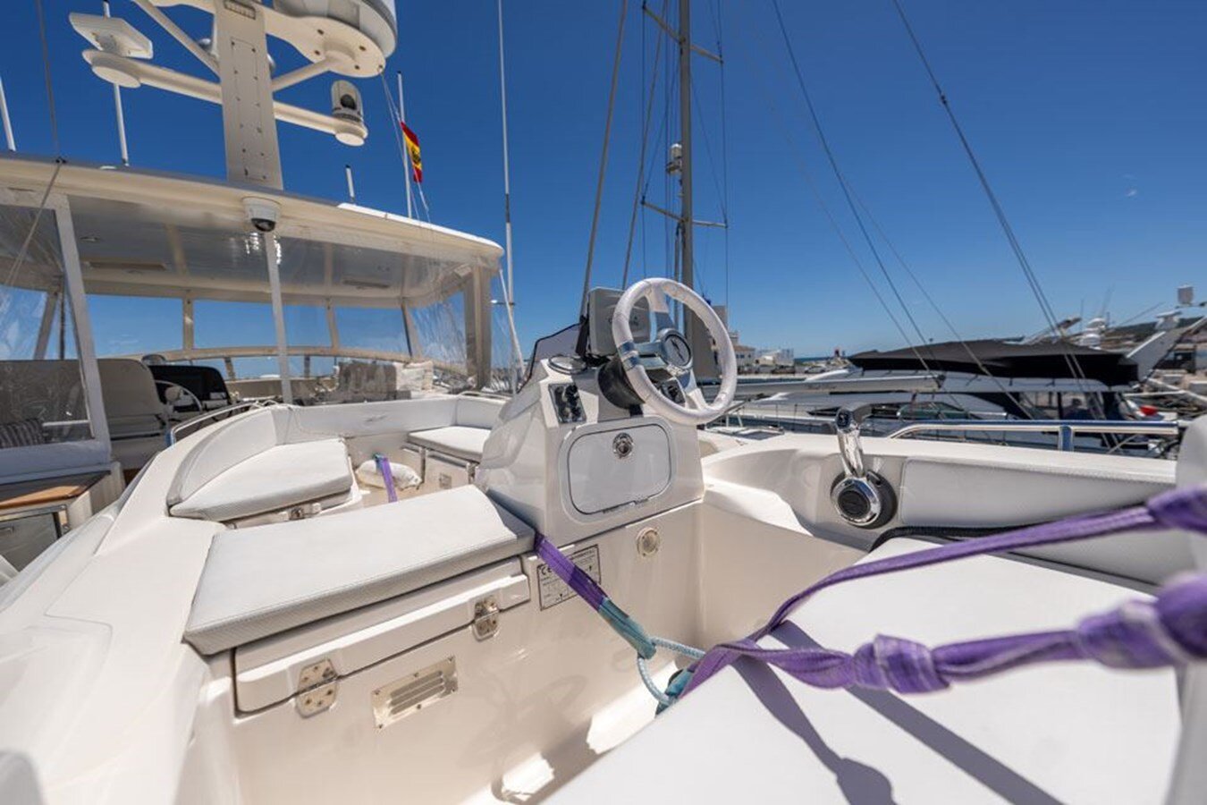 2014-fleming-yachts-65-3-28ae21