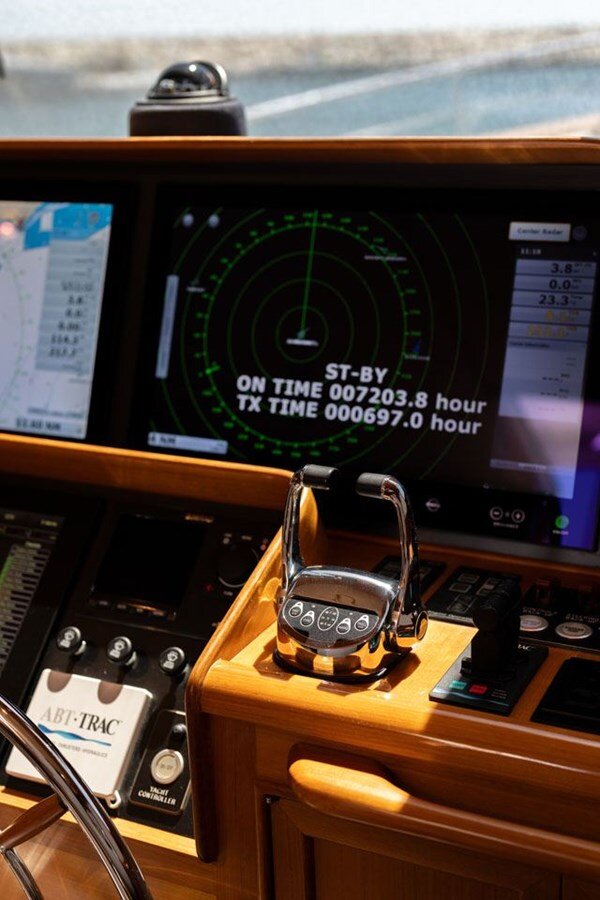 2014-fleming-yachts-65-3-28ae21