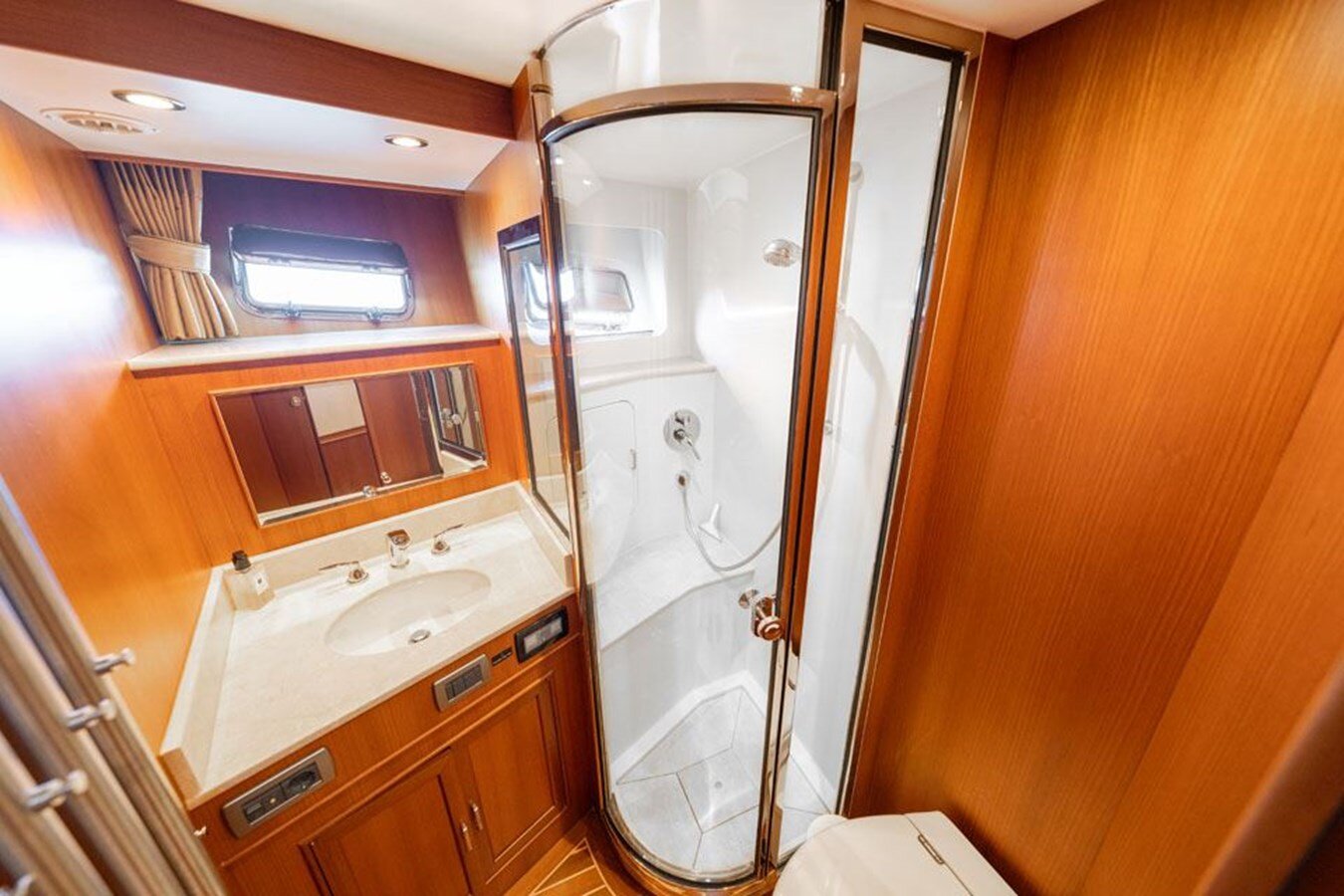 2014-fleming-yachts-65-3-28ae21