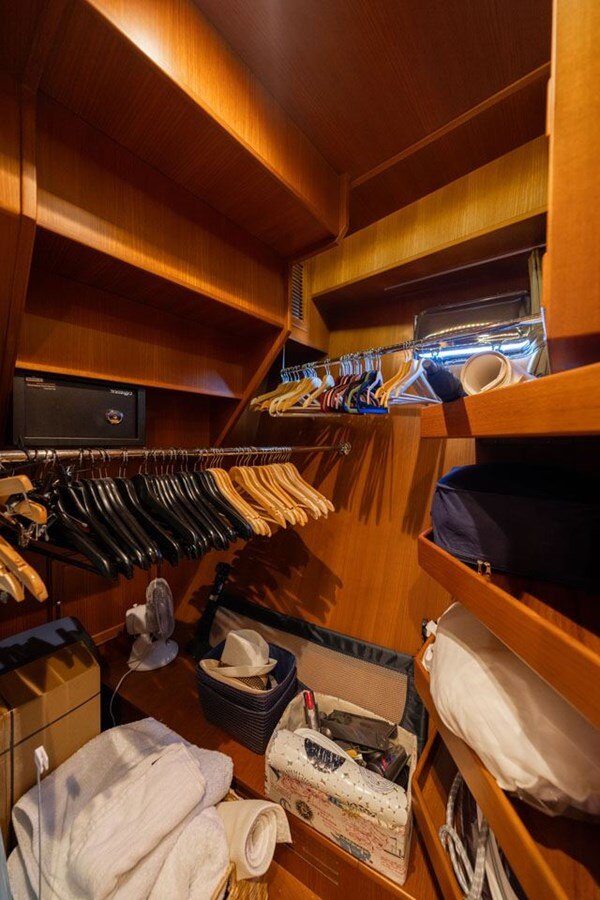 2014-fleming-yachts-65-3-28ae21