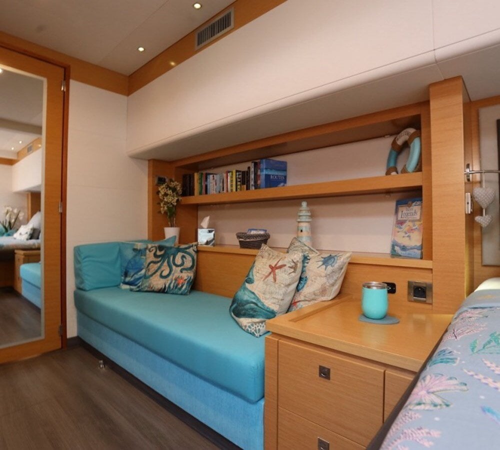 2014 FOUNTAINE PAJOT 67' 1