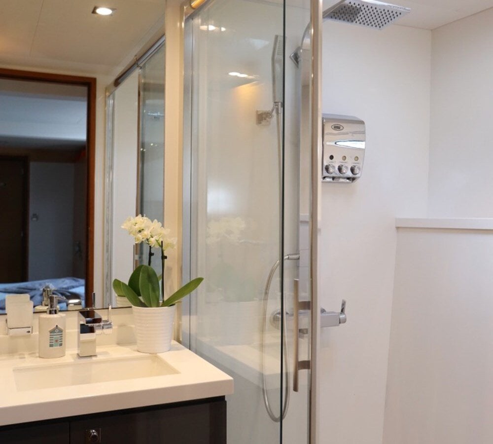 2014 FOUNTAINE PAJOT 67' 1